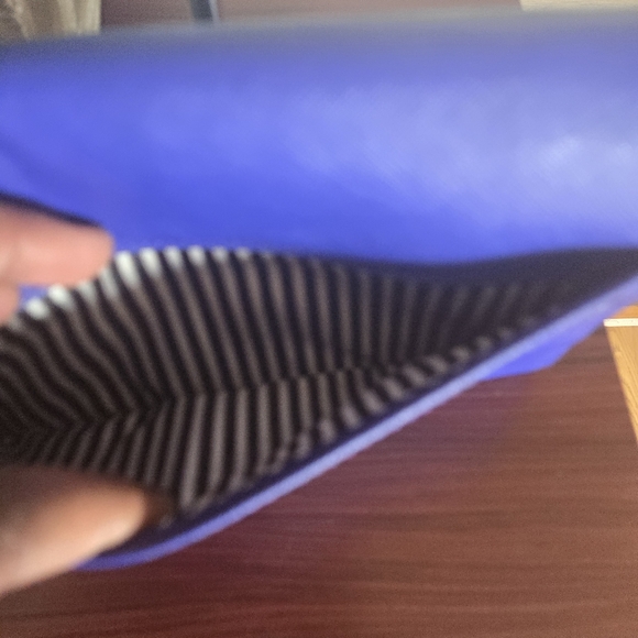 Kate Spade Crossbody ♠️ wallet - Picture 4 of 11